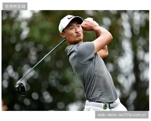 中国球员李昊桐在大满贯首日表现平稳，交出71杆，为后续比赛保留晋级希望。
